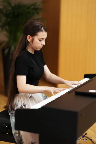 FantasyNotes382